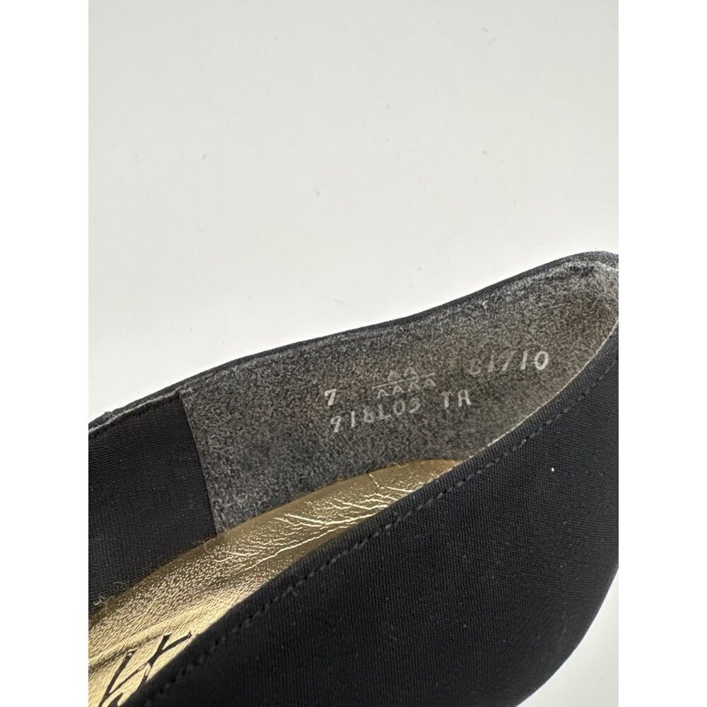 Life Stride Black Heels with Floral Accent - Picture 3 of 7